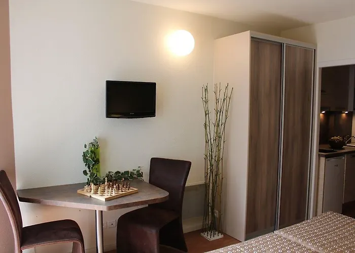 Les Baladines Hotel apartamentowy
