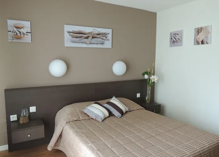 Les Baladines Hotel apartamentowy 3*